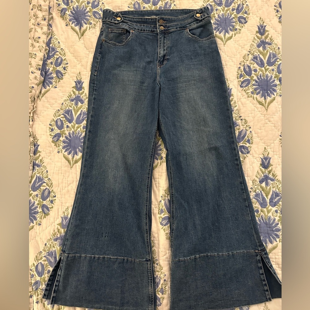 Women’s Wide Flare Jeans - Rock n Roll